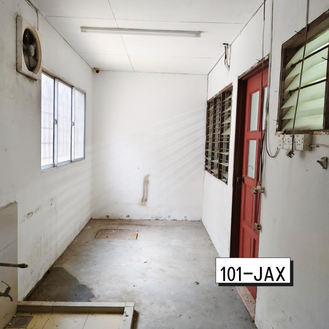 Yusof Shahbuddin Taman Sentosa Klang 2-Sty House - photo 5