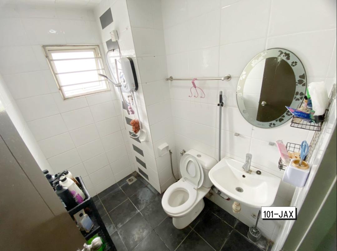 Lagoon Suite Kota Kemuning Shah Alam - photo 6