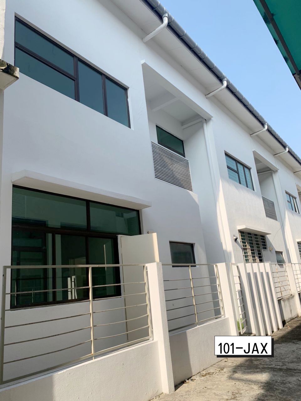 Fuego Bandar Bukit Raja Double Storey House - photo 5