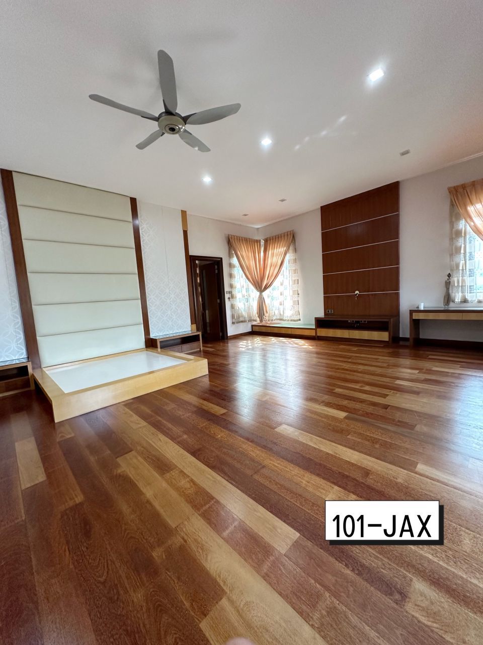 Nusantara Setia Eco Park 2-Storey Corner Bungalow - photo 9