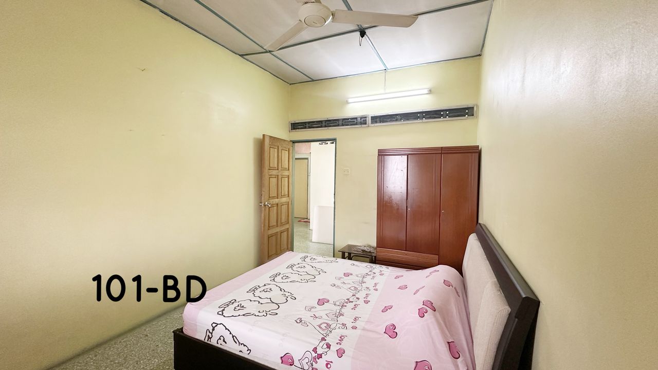 Jalan Cucur Atap Port Klang Double Storey House - photo 7