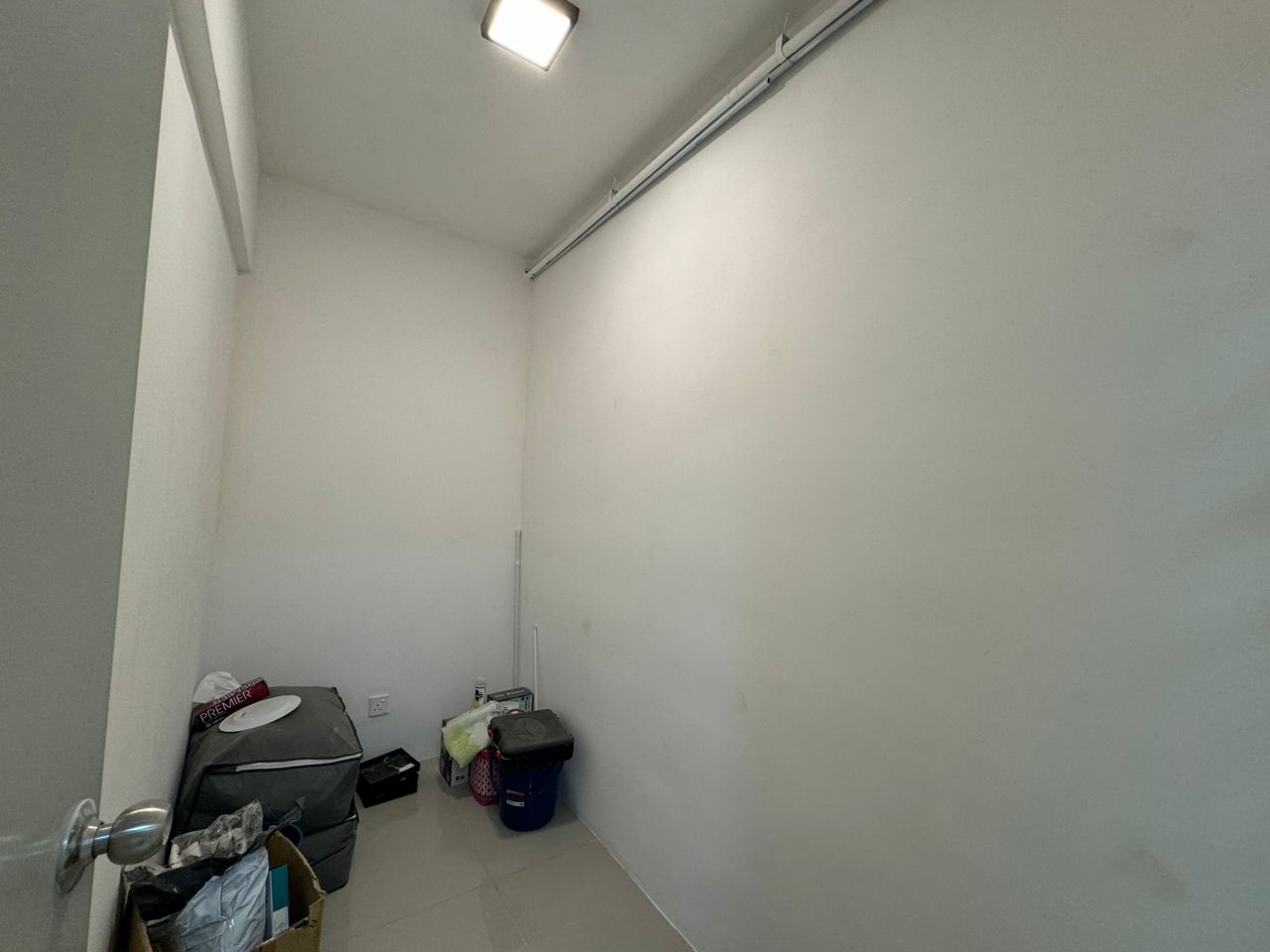 The Stone B Low Rent 1350 1000sf 3,1,2,2 FR - photo 6