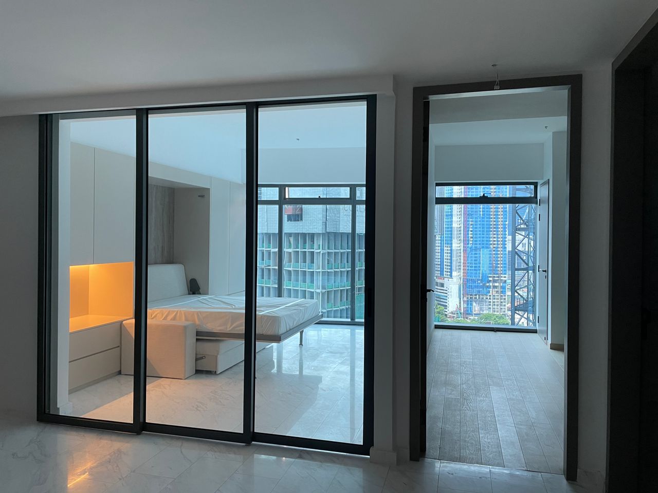 EATON RESIDENCES 2R ...