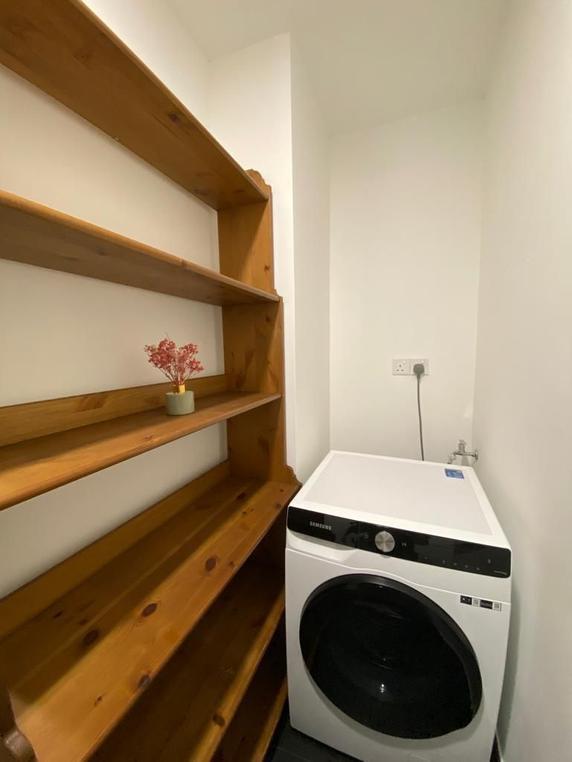 UNA Serviced Apartment - photo 6