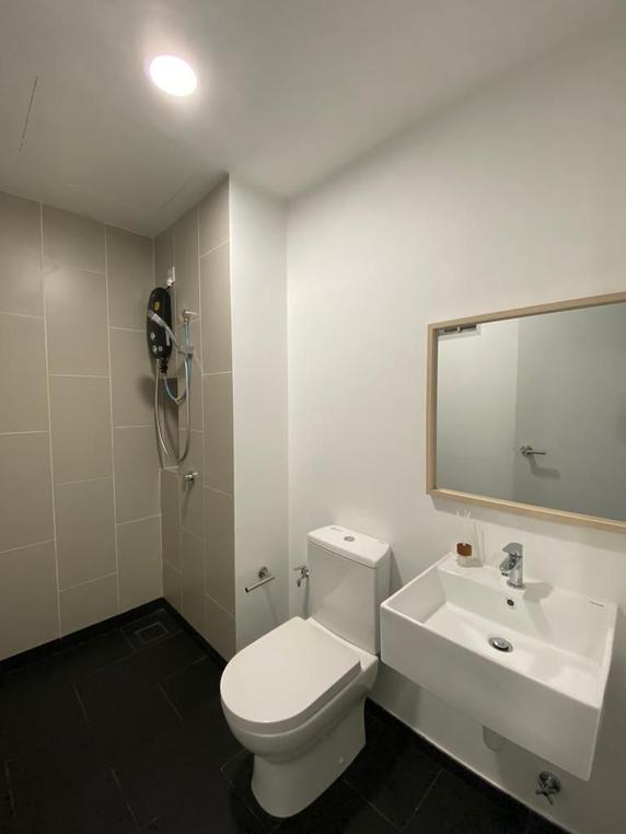 UNA Serviced Apartment - photo 13