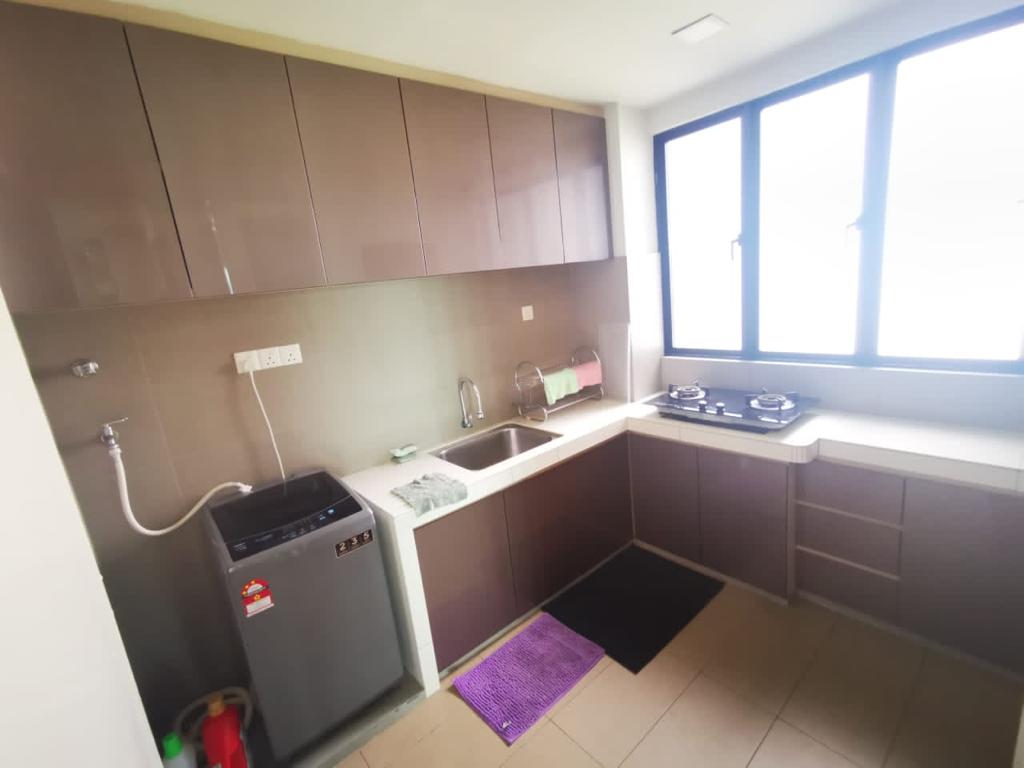 The reach condominium - photo 3