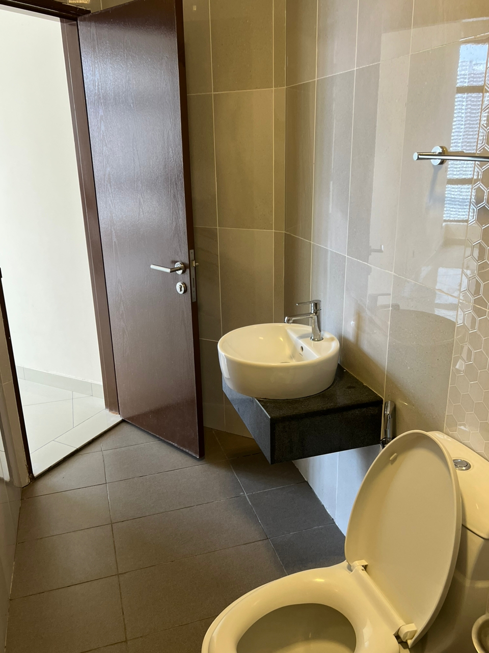 J Dupion Residence - photo 5