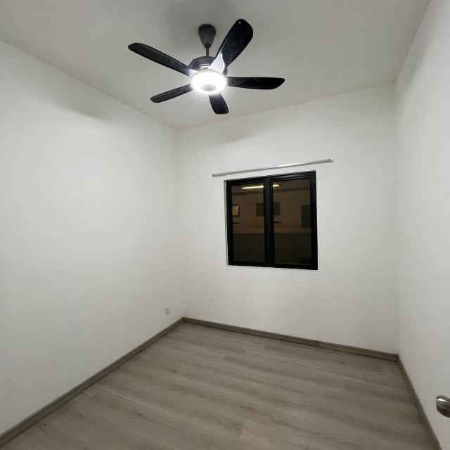 The Hamstead Residence - photo 5