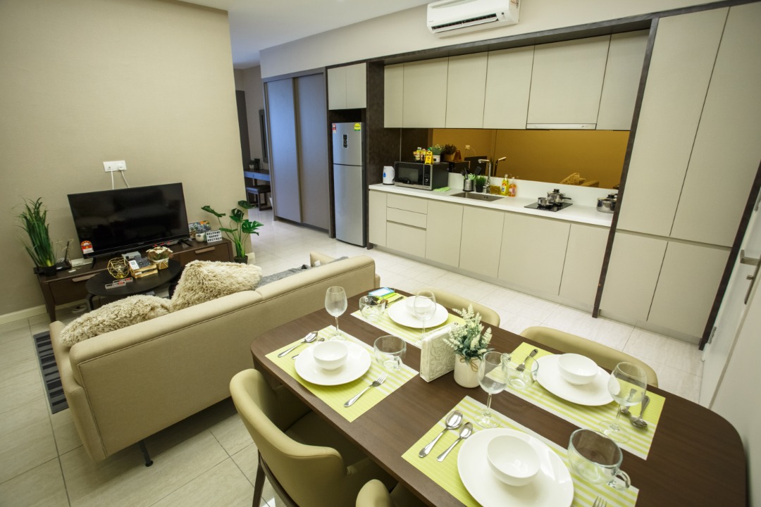 Dorsett Sri Hartamas, 2R1B, Mid Floor, FF, by JHo - photo 2