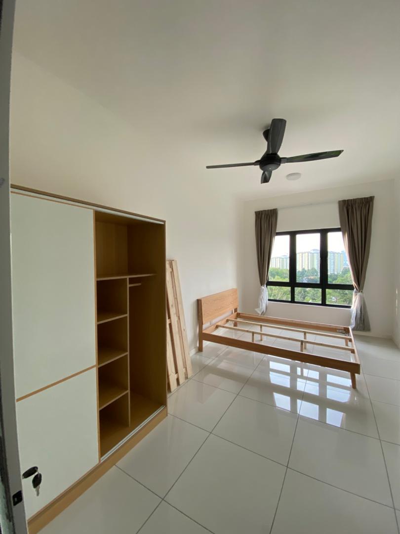 Mahogany, KD, 3R2B, Fully Furnished, by Jho - photo 5