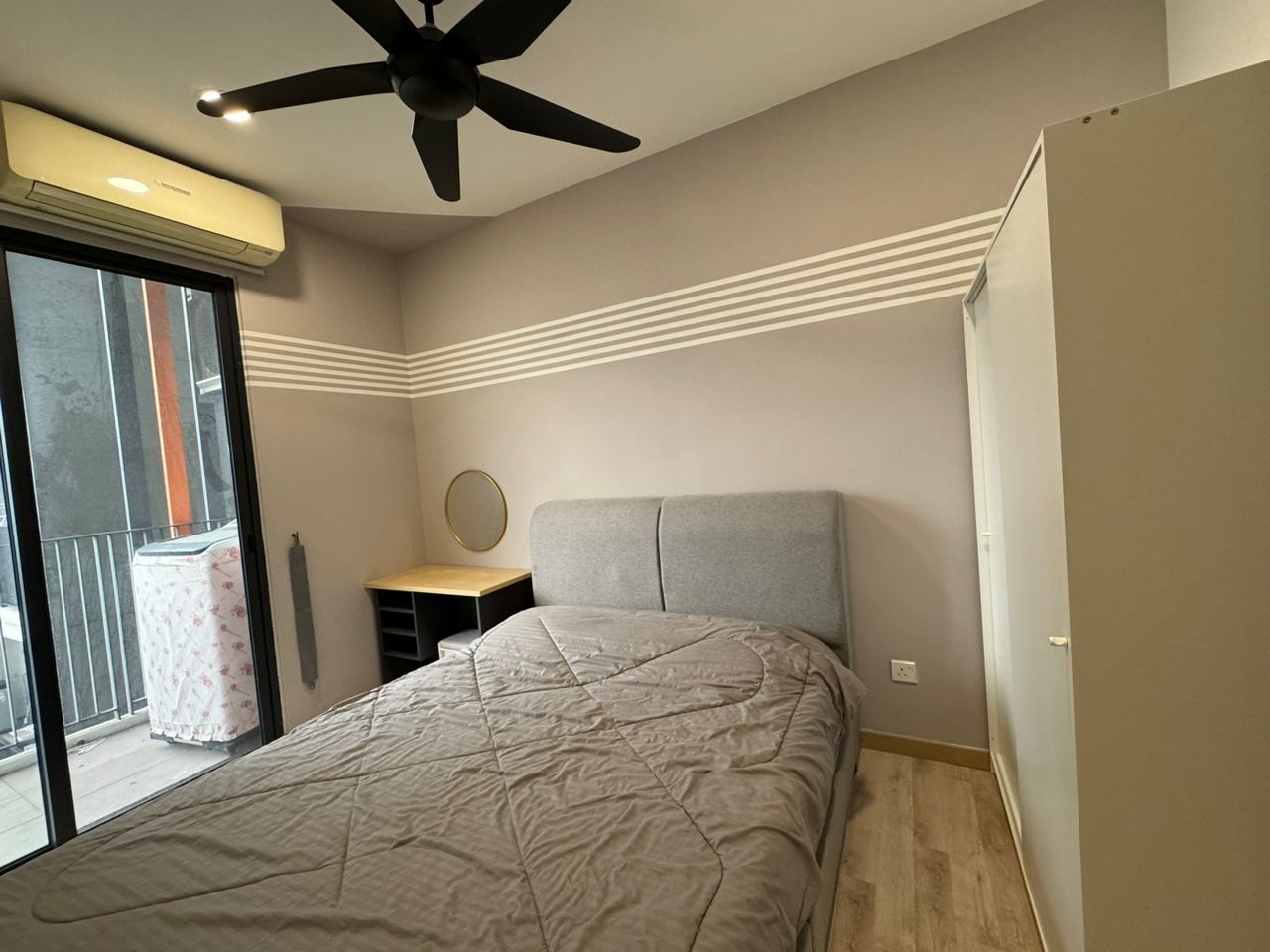 Emporis, Kota Damansara, FF 2R1B, with Wifi - photo 9