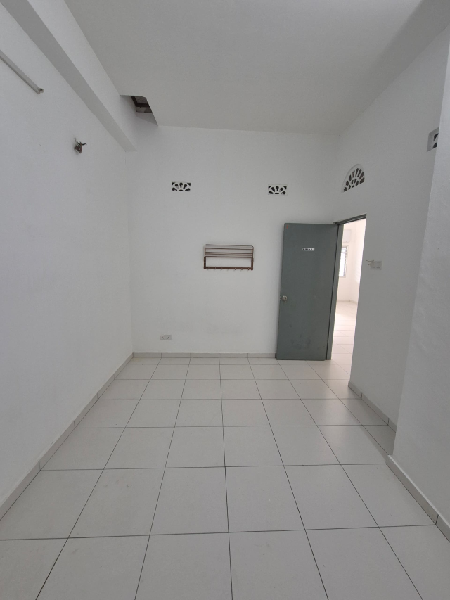 Section 8, Petaling Jaya, Seksyen 8, 2-Storey 8R7B - photo 6