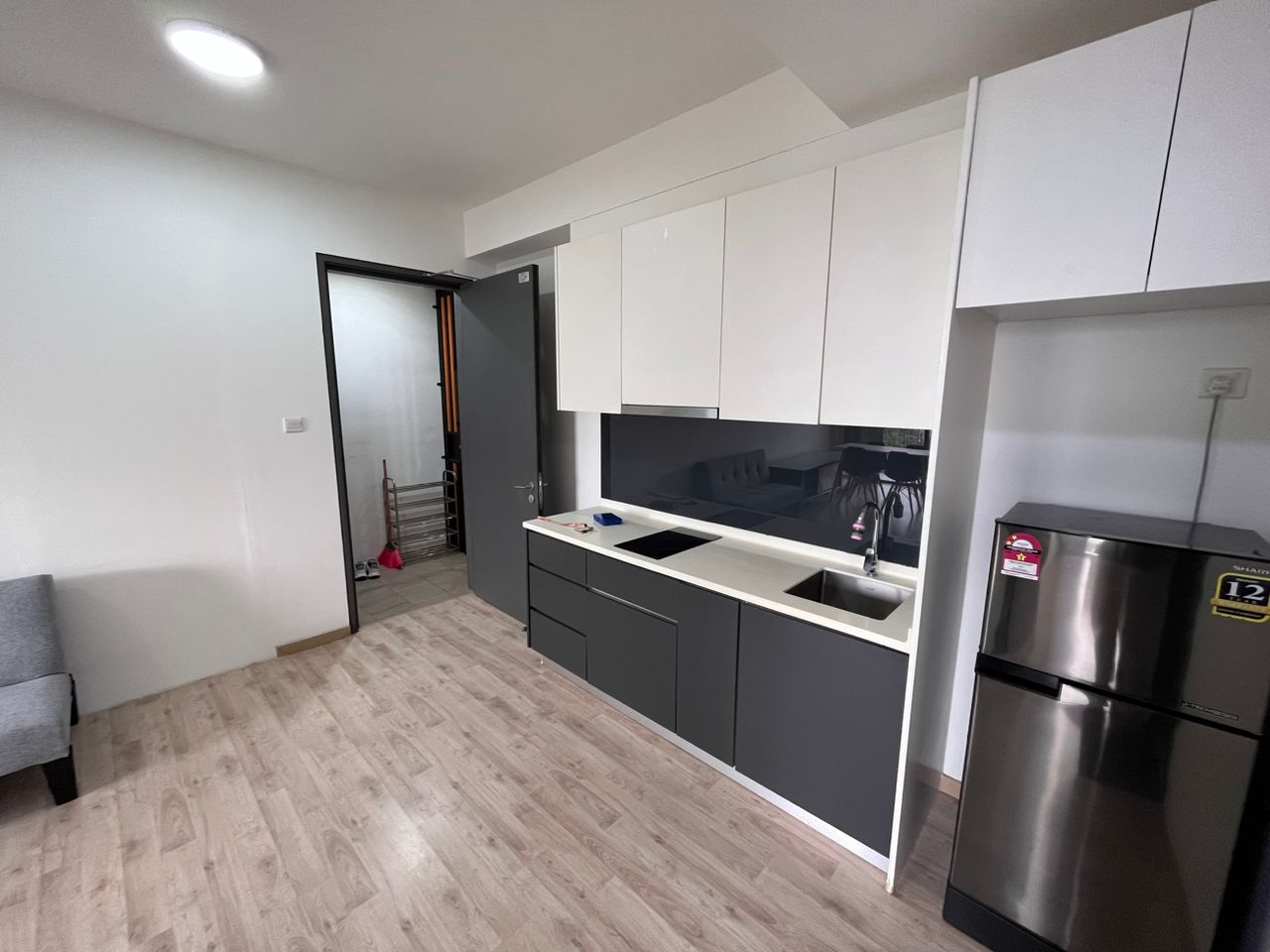 Emporis, Kota Damansara, FF, 1R1B - photo 5