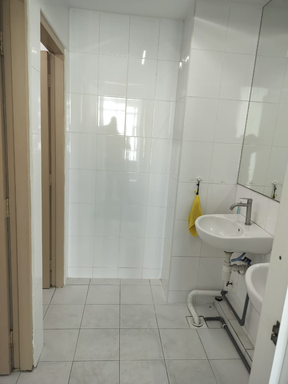 Oasis Square Ara Damansara Office with 4 Rooms - photo 5