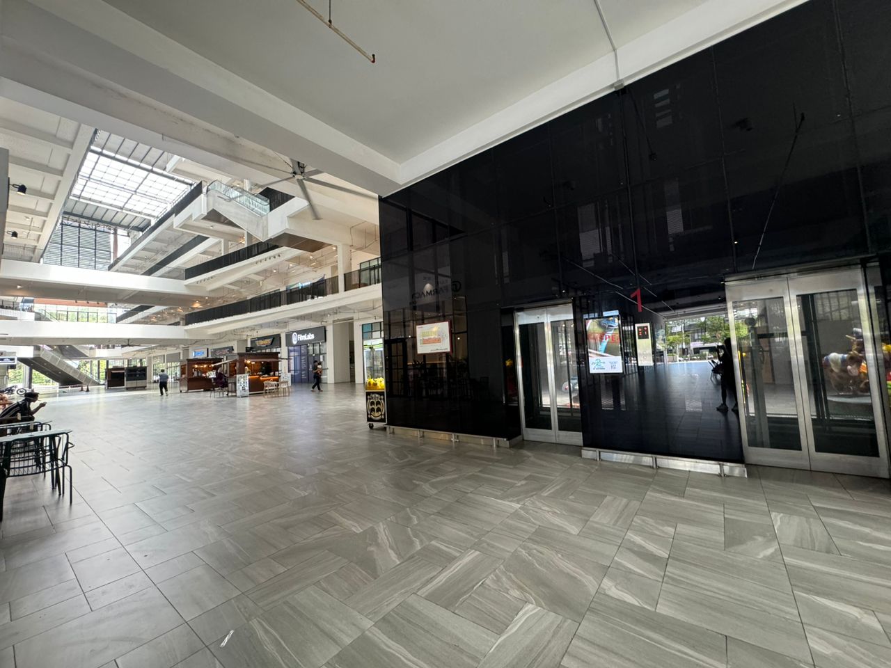 KD Emporis Retail Shop Office, Bare Unit, G Floor - photo 2