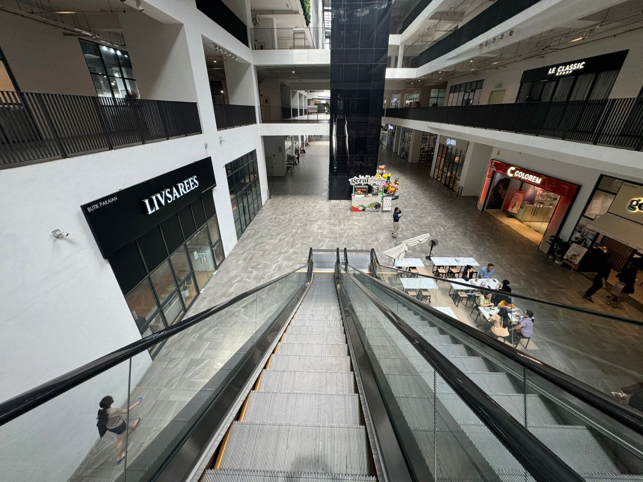 KD Emporis Retail Shop Office, Bare Unit, G Floor - photo 5