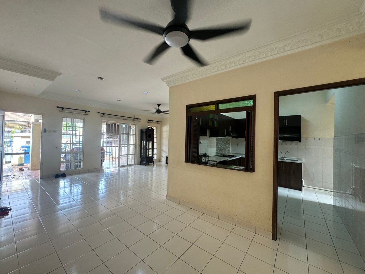 Villa Damansara KD 2-Storey Landed, 5 Rooms Partly