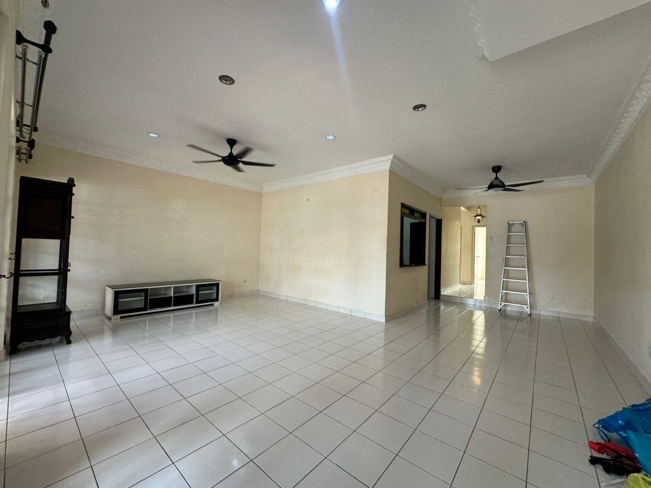 Villa Damansara KD 2-Storey Landed, 5 Rooms Partly - photo 2