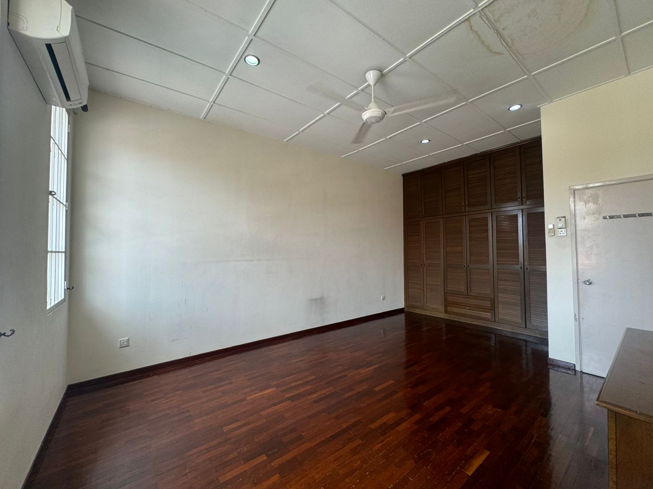 Villa Damansara KD 2-Storey Landed, 5 Rooms Partly - photo 5