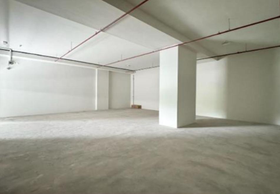 Dsara Sentral, Ground Floor Shop, Bare Unit - photo 4