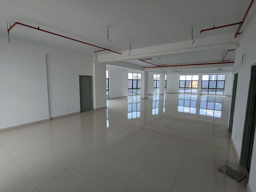 Pj Park 51 Boulevard, Corner Office for Rent - photo 2