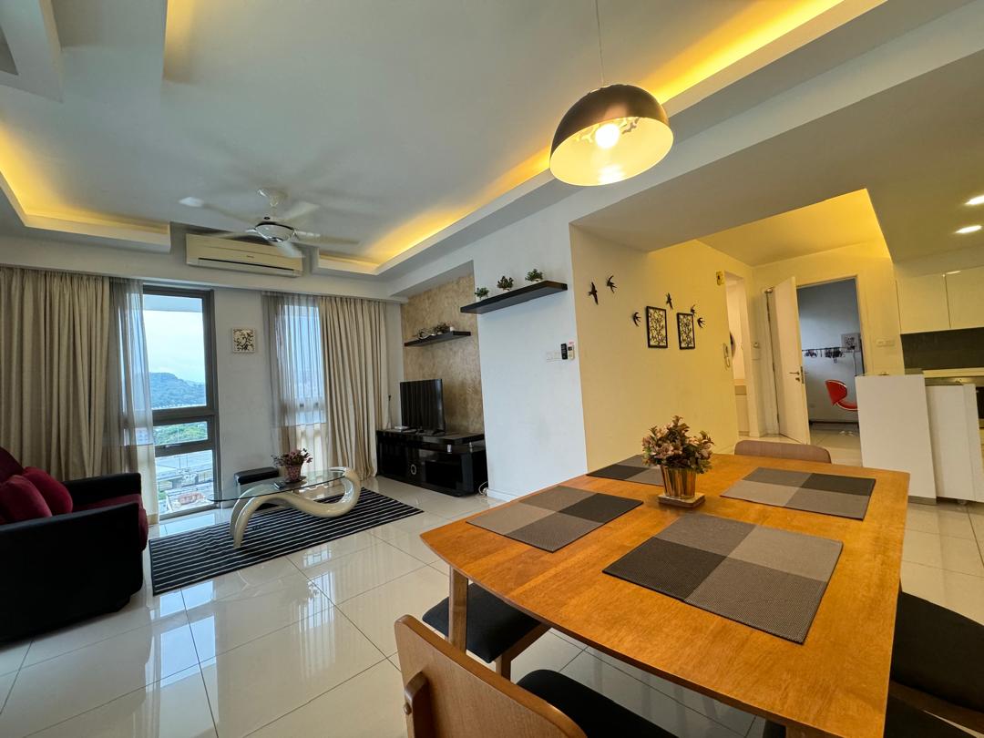 Cascades, KD, Fully Furnished, 2R2B, Corner Unit - photo 2