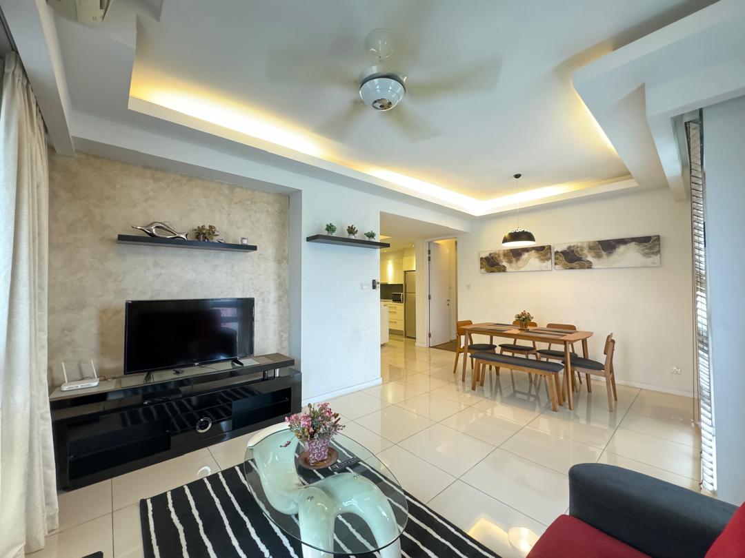 Cascades, KD, Fully Furnished, 2R2B, Corner Unit - photo 3