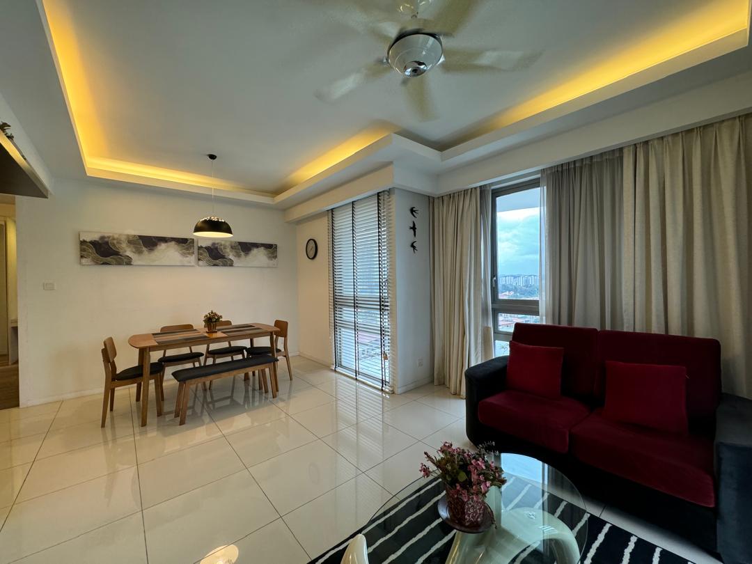 Cascades, KD, Fully Furnished, 2R2B, Corner Unit - photo 4
