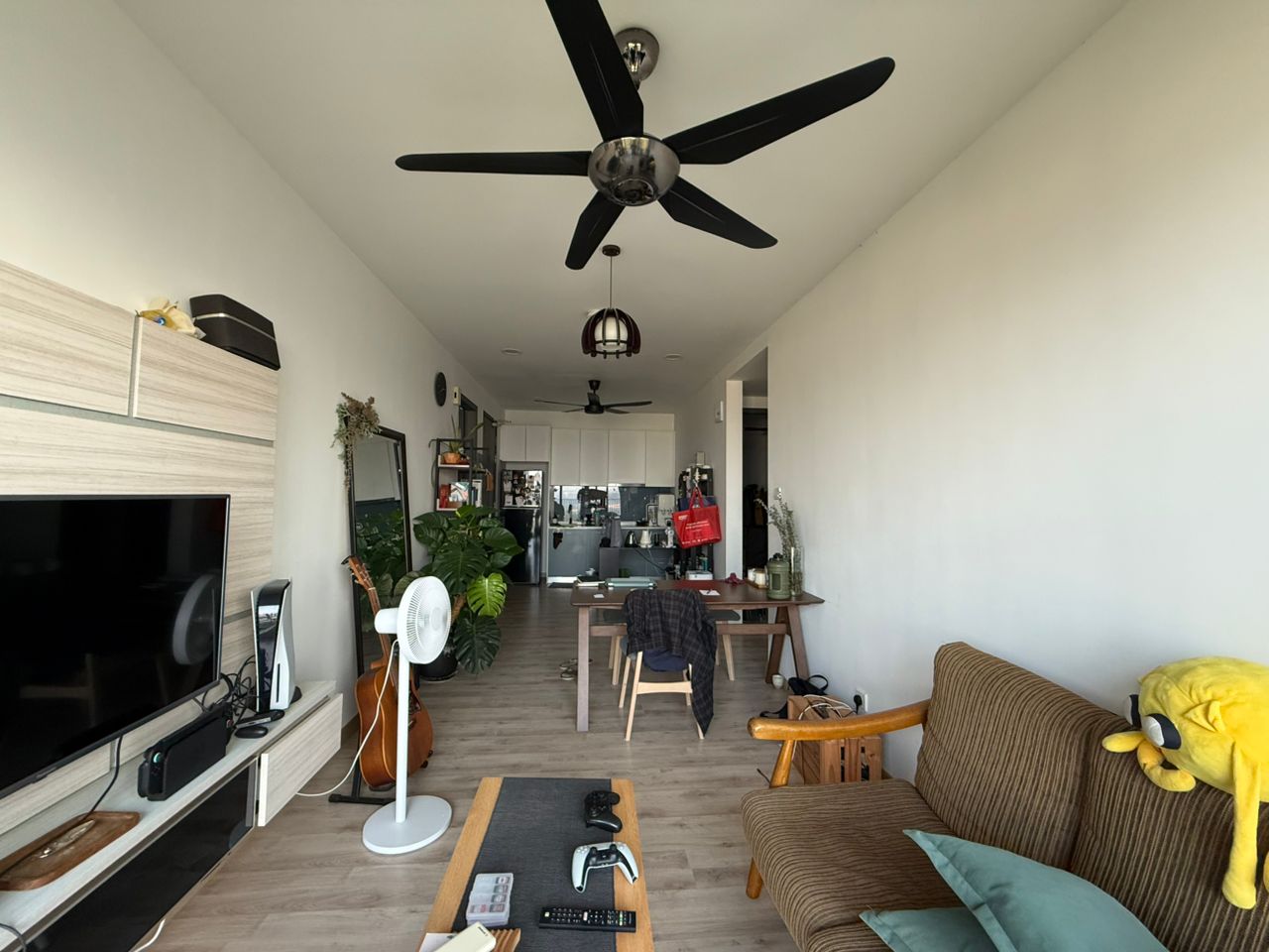 Emporis KD, FF, Block B 3R2B, by JHo - photo 2
