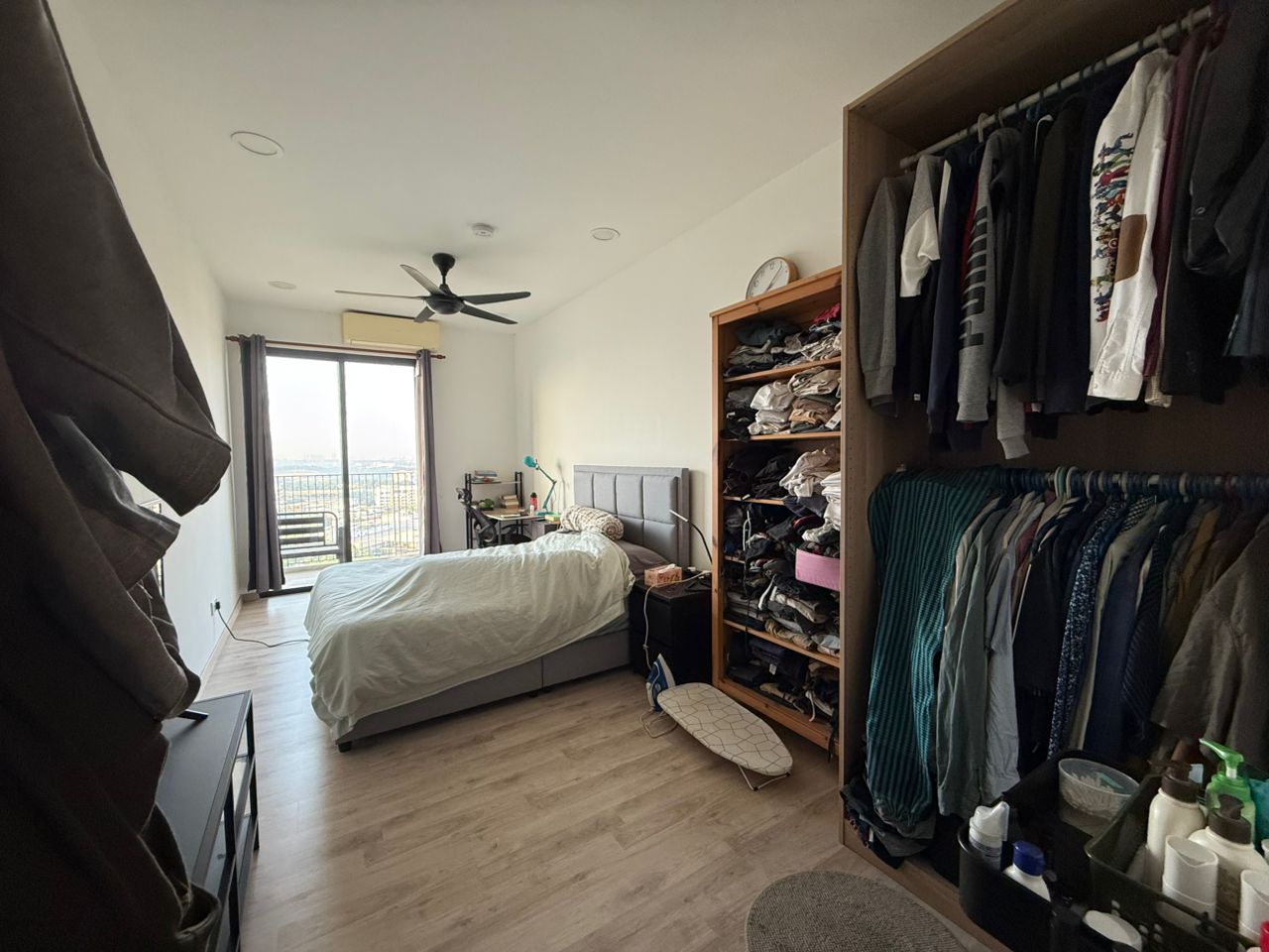 Emporis KD, FF, Block B 3R2B, by JHo - photo 5