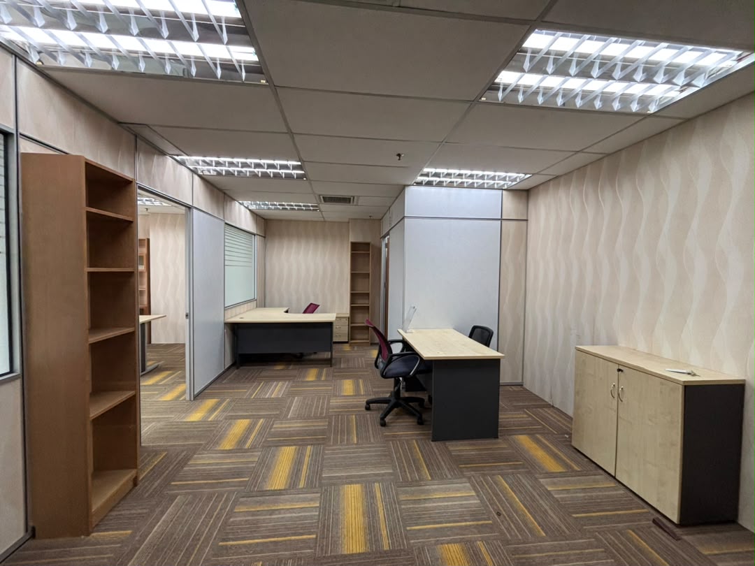 Mont Kiara Publika Solaris Dutamas Furnish Office - photo 12