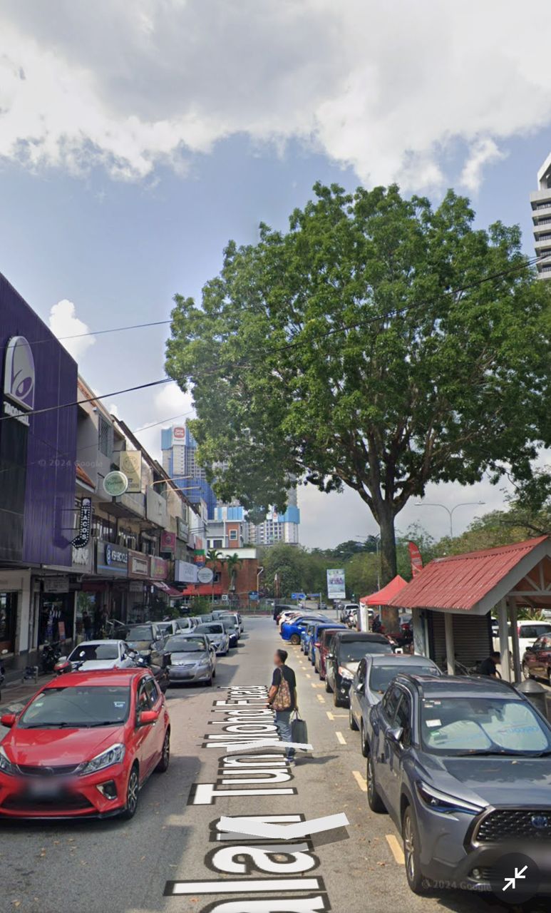 Ttdi, Taman Tun Dr Ismail 3 Storey shop, For Sell - photo 2