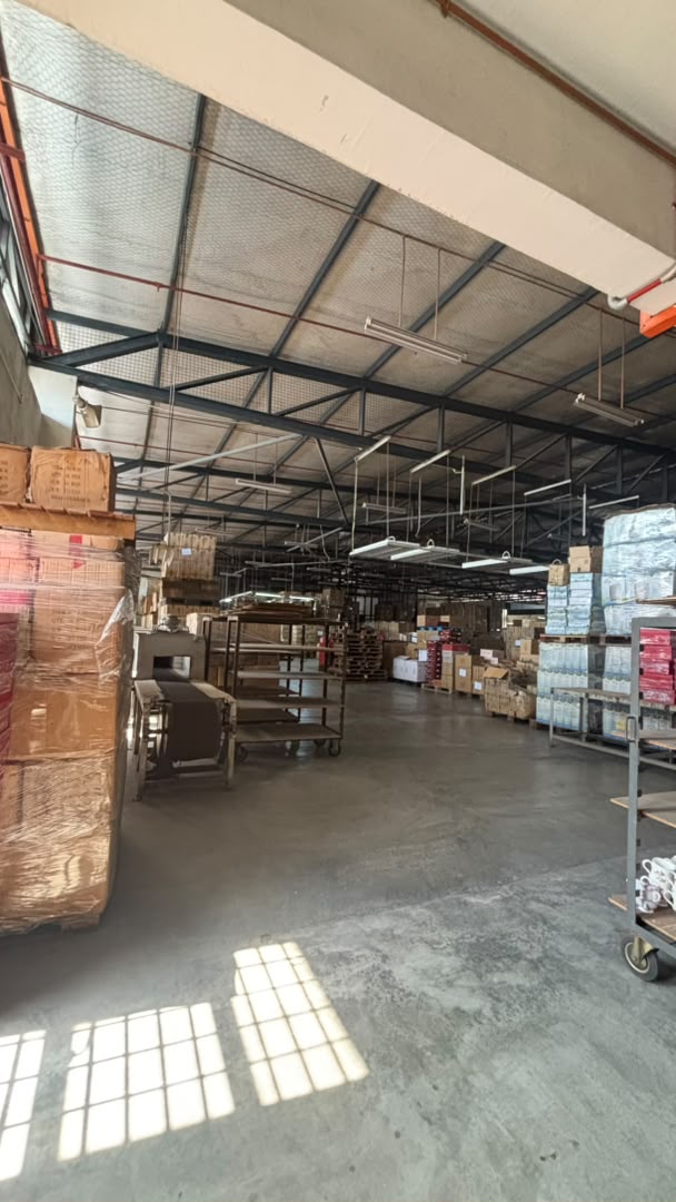 PJ Seksyen 13, Section 13 Warehouse 1st Floor Rent - photo 2