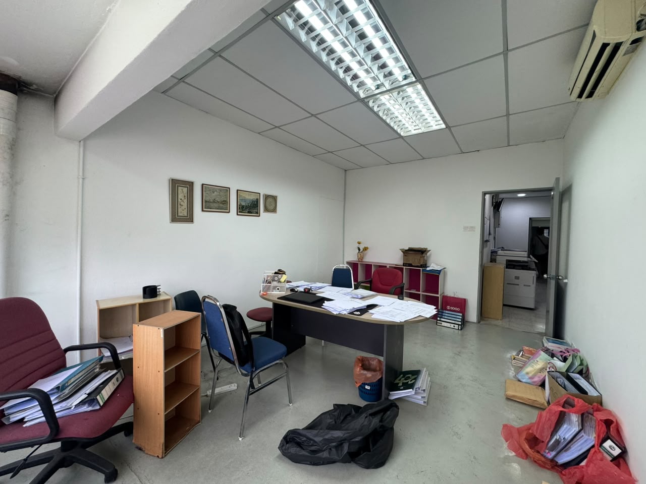PJ SS2 second floor shop office facing road Rent - photo 5