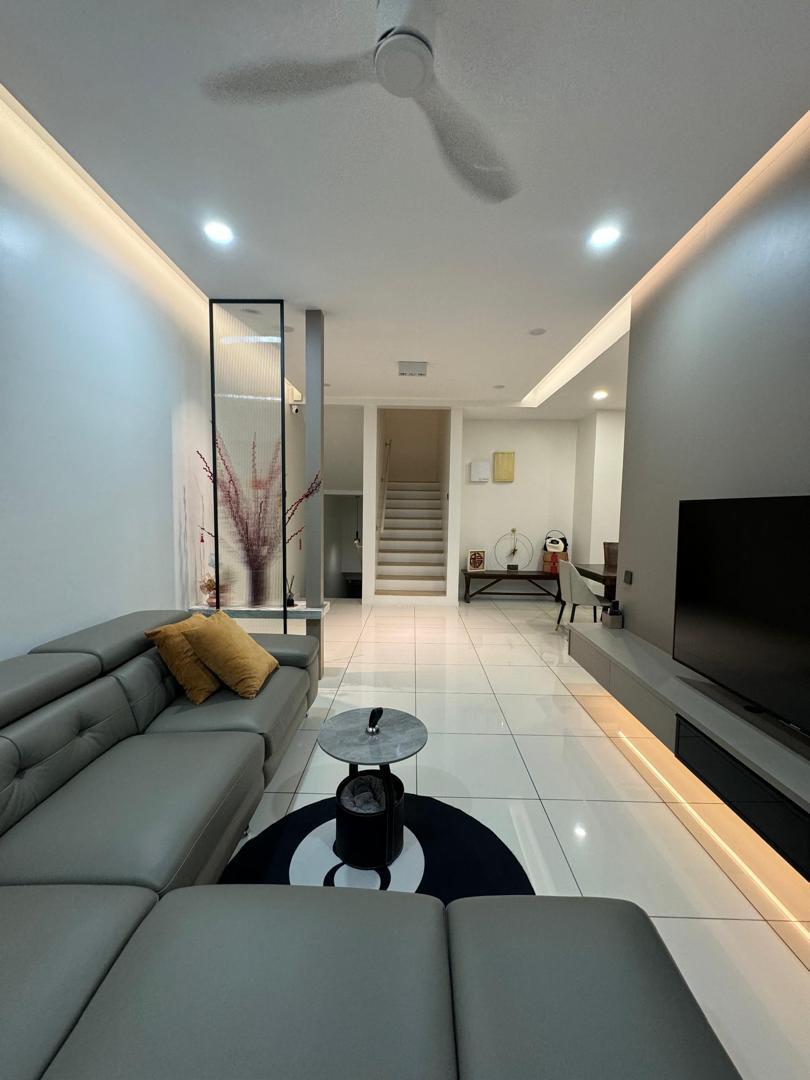 Sutera Damansara, The Vale 2-Stry Townhouse, Sale - photo 2