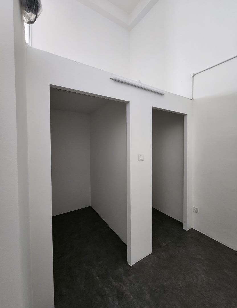KD Emporis Retail Office, Partly Furnished with Ac - photo 6