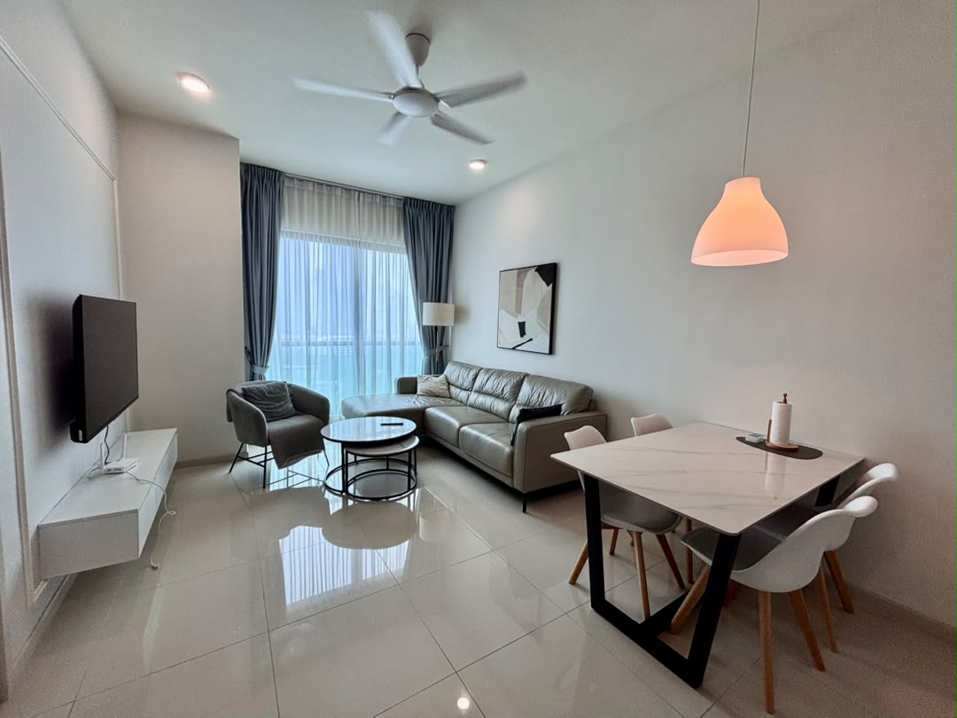Mont Kiara Solaris Parq Residence FF 2R1B RENT - photo 2
