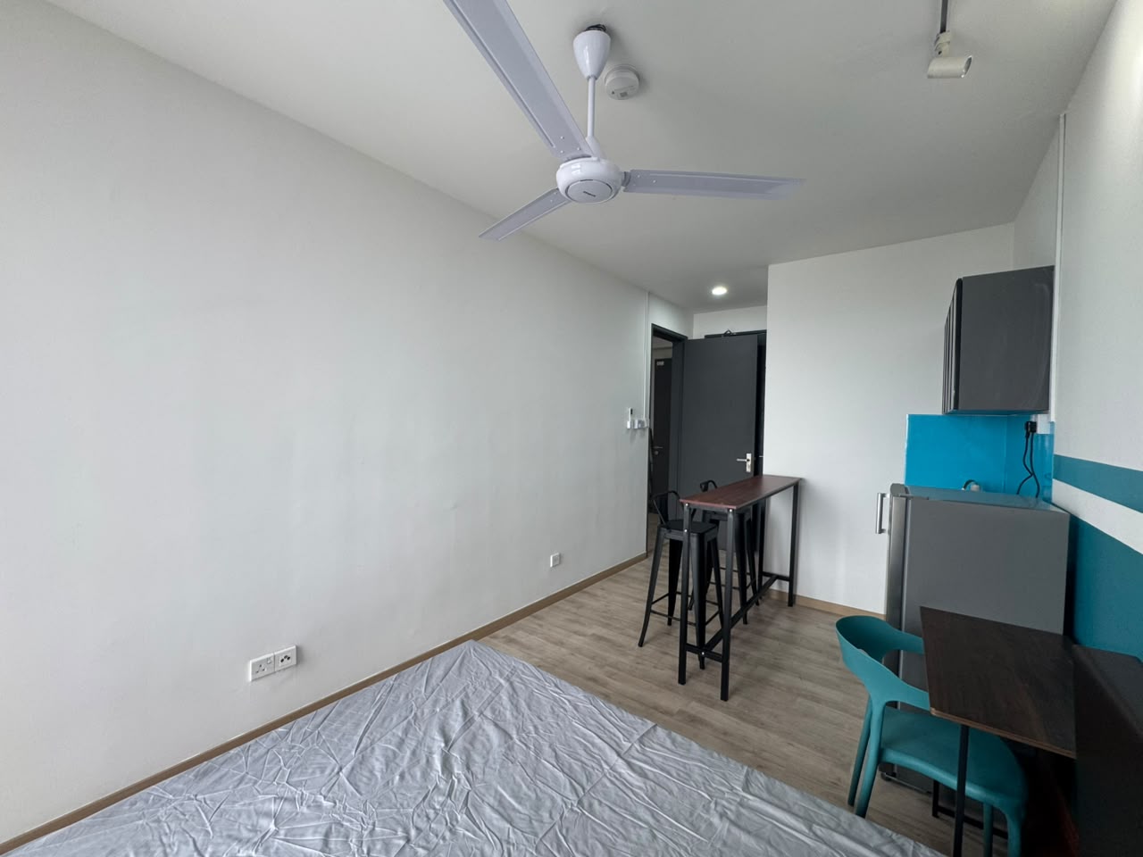 Emporis, KD, Dual Key, Fully Furnished Studio - photo 4