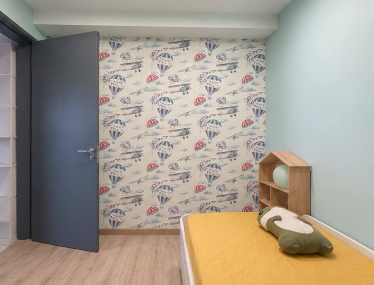 Emporis, KD, Fully Furnished, 3 Rooms - photo 4
