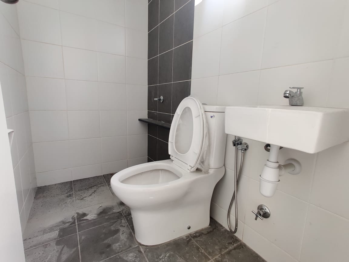 Setia Utama , 2 sty Terrace House For Sale - photo 5