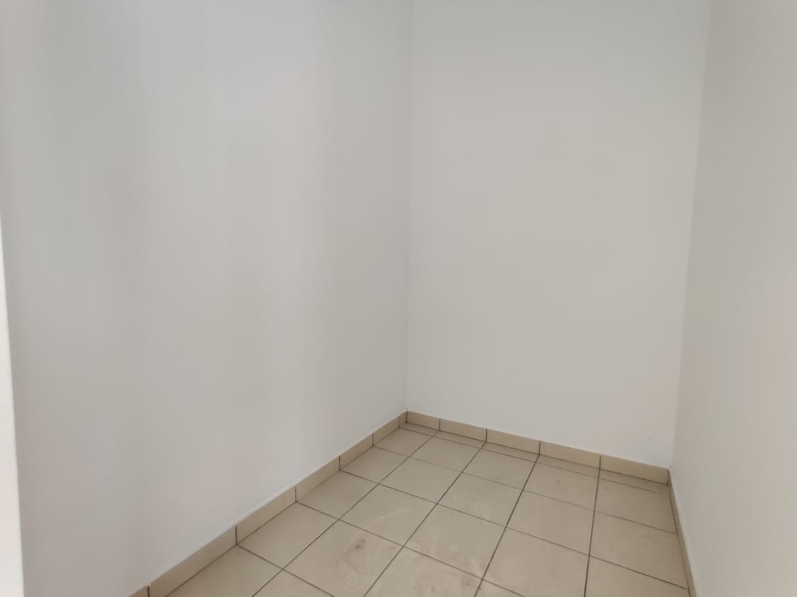 Setia Utama , 2 sty Terrace House For Sale - photo 6