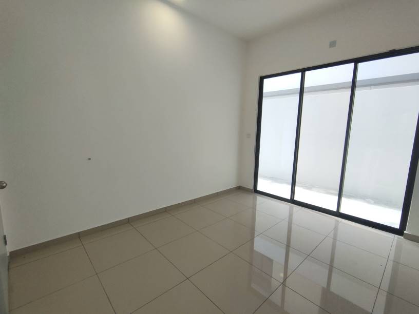 Setia Utama Partly furnish RM3000 - photo 6