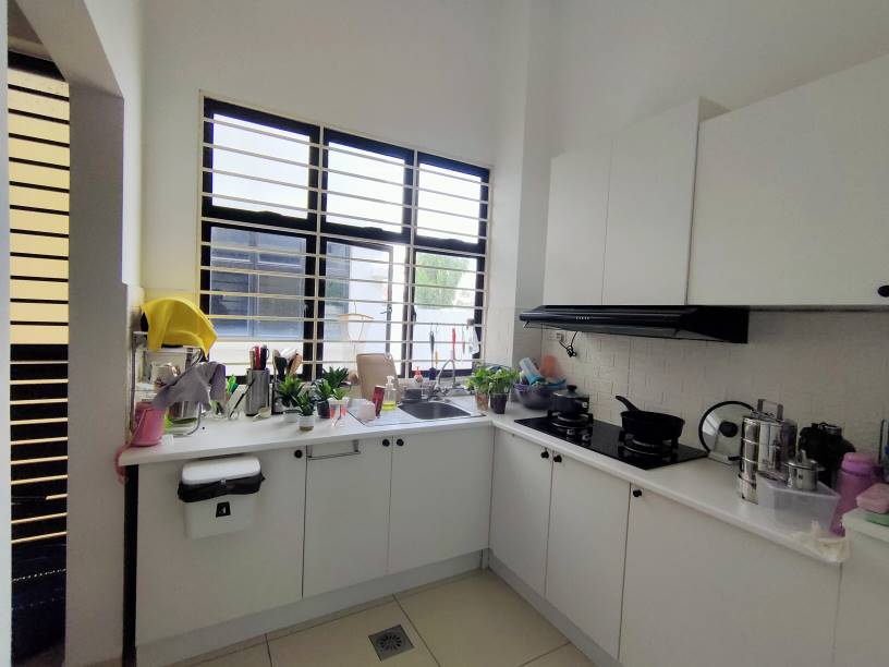 Setia Utama 2 3Sty Terrace RM1 1mil - photo 2
