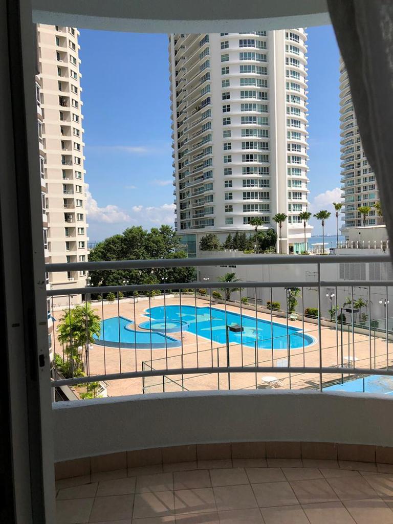 Gurney Park Rental - photo 2