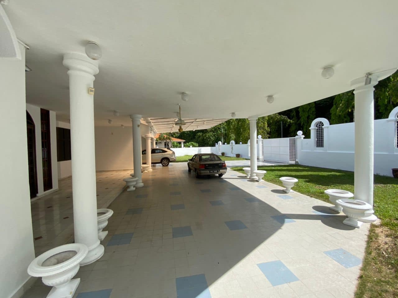 Luxury Bungalow at Bukit Jambul - photo 3