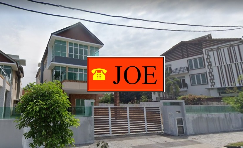 Persiaran Cantonment Triple Storey Bungalow