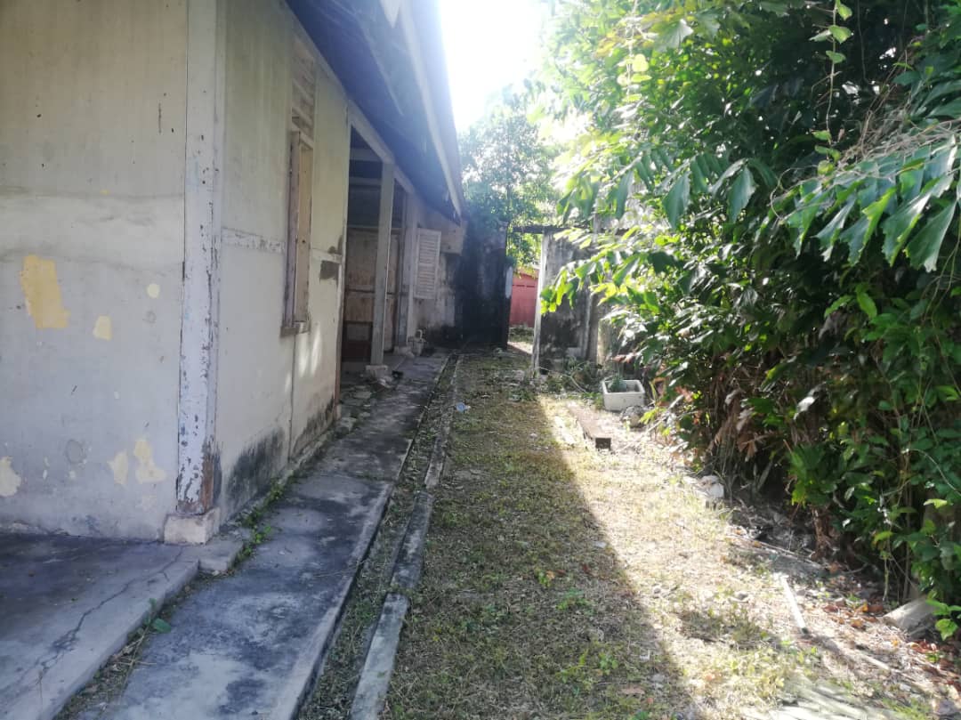 2 Storey Bungalow at Jalan Vermont, Georgetown - photo 2