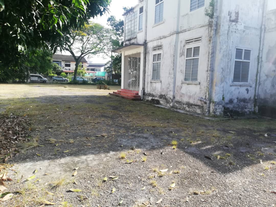 2 Storey Bungalow at Jalan Vermont, Georgetown - photo 4
