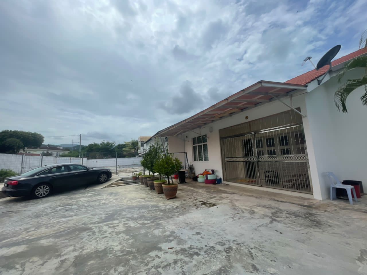 Bungalow Jalan Hamilton, Greenlane - photo 10
