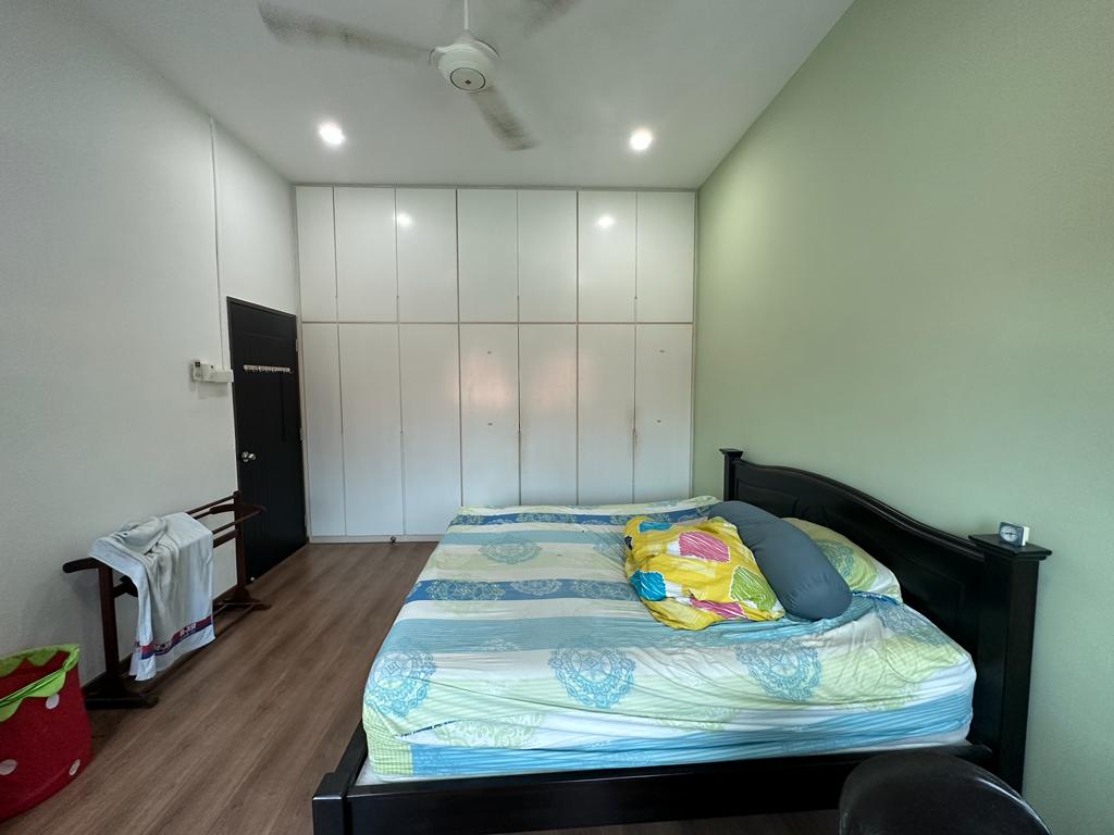 Double Storey Semi D at Gelugor, 4015sf - photo 6
